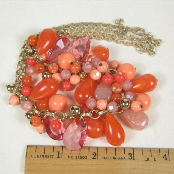 Goldtone Chain Plastic Beaded Charm Necklace 21 Inch Festival Runway Statement - Picture 2 of 9